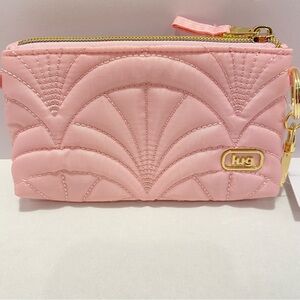 Wicked x Lug Metro XL ID Pouch NWT
“Wicked Metro XL Bubble Pink”